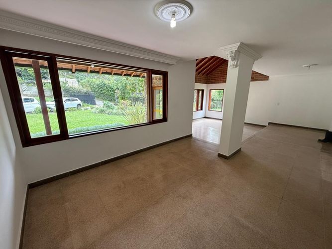 Oficina en arriendo en Las Brujas, Envigado, 400 m² · foto 18 de 24