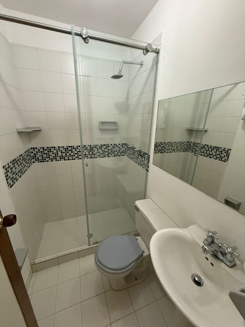 Oficina en arriendo en Las Brujas, Envigado, 400 m² · foto 19 de 24