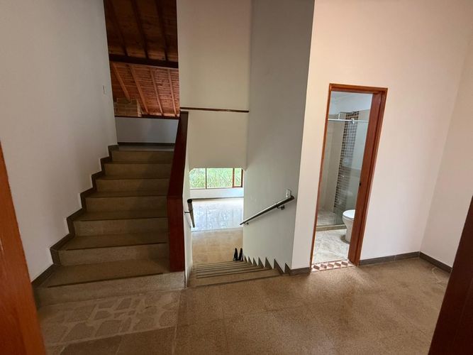 Oficina en arriendo en Las Brujas, Envigado, 400 m² · foto 13 de 24