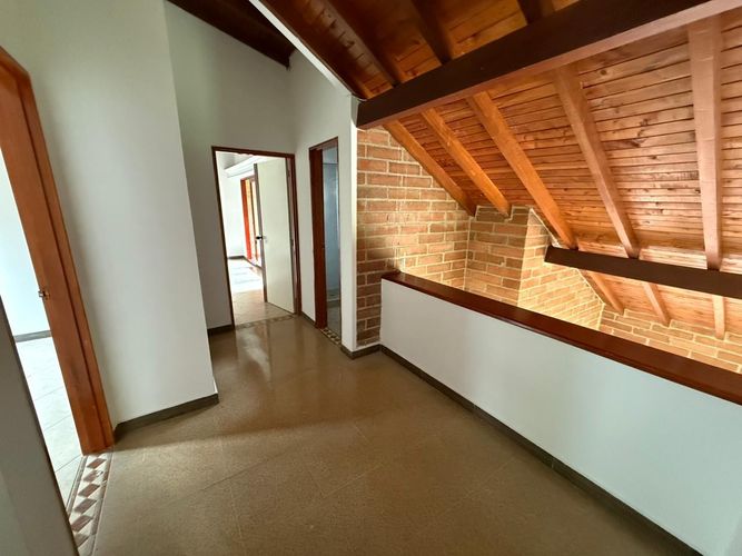 Oficina en arriendo en Las Brujas, Envigado, 400 m² · foto 11 de 24