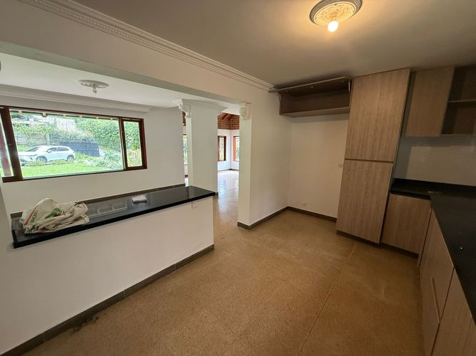 Oficina en arriendo en Las Brujas, Envigado, 400 m² · foto 20 de 24