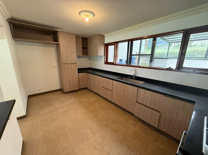 Oficina en arriendo en Las Brujas, Envigado, 400 m² · foto 22 de 24