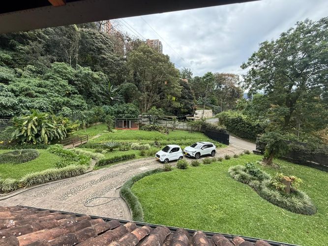 Oficina en arriendo en Las Brujas, Envigado, 400 m² · foto 21 de 24