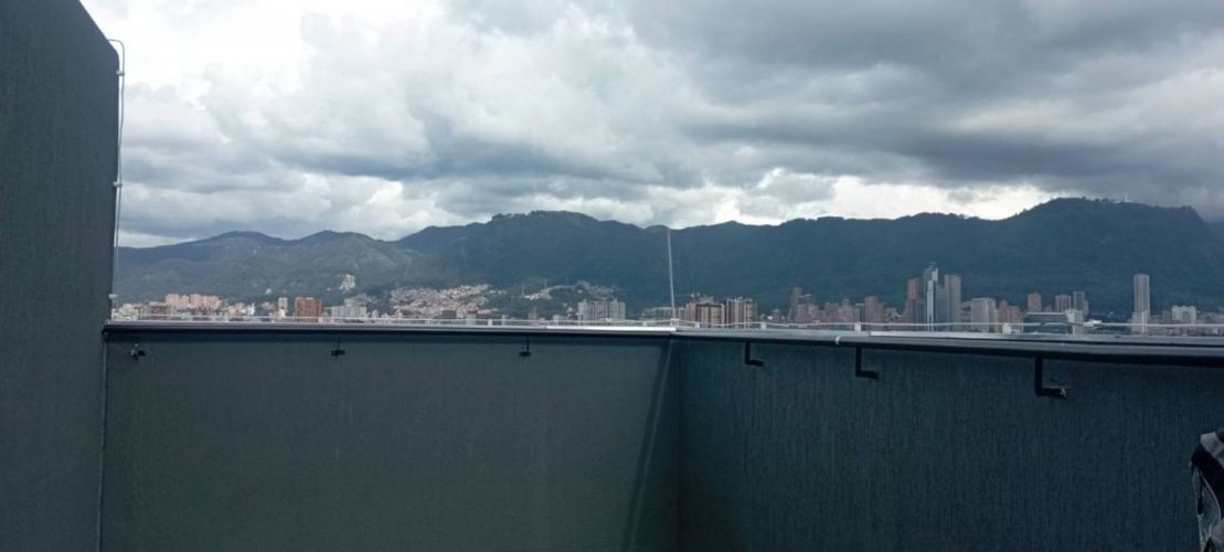 Apartaestudio en venta en Industrial Centenario, Bogotá, 30 m² · foto 17 de 24