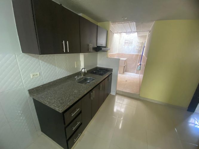 Apartamento de 3 alcobas en venta en Villa Campestre, Girón, 72 m² · foto 4 de 12