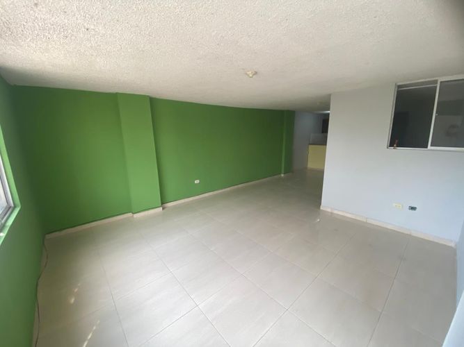 Apartamento de 3 alcobas en venta en Villa Campestre, Girón, 72 m² · foto 2 de 12