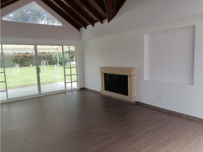 Casa de 3 alcobas en venta en Cr Reserva Del Sol, Mosquera, 278 m² · foto 8 de 16