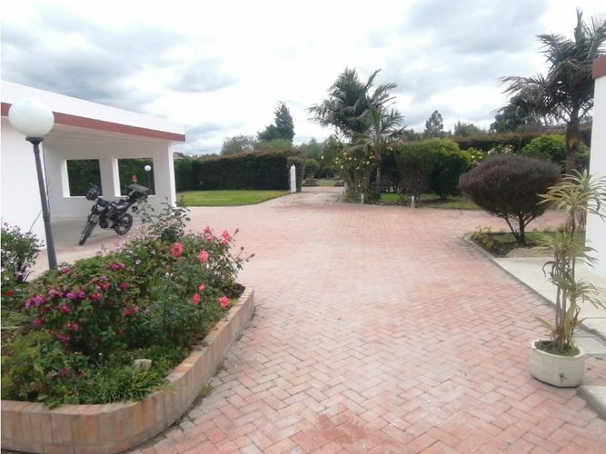 Casa de 3 alcobas en venta en Cr Reserva Del Sol, Mosquera, 278 m² · foto 15 de 16