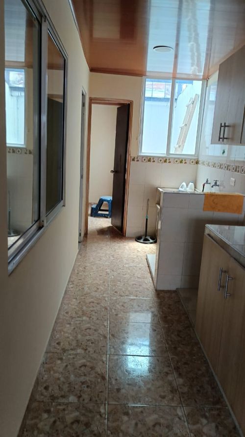 Casa de 6 alcobas en venta en Candelaria, 60 m² · foto 13 de 21