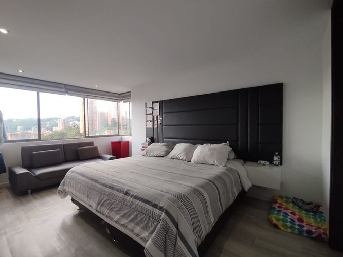 Apartamento de 3 alcobas en arriendo en El Tesoro, Medellín, 140 m² · foto 12 de 20