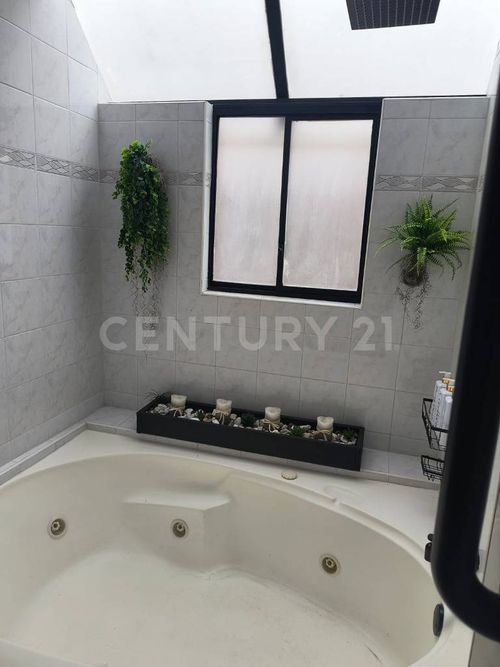 Apartamento de 1 alcoba en arriendo en Santa Barbara Central, Bogotá, 162 m² · foto 10 de 24