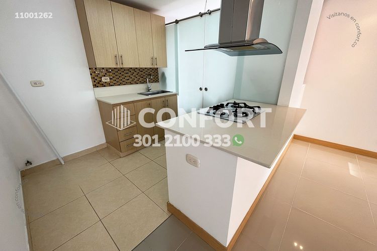 Apartamento de 3 alcobas en arriendo en Camino Verde, Envigado, 85 m² · foto 9 de 24