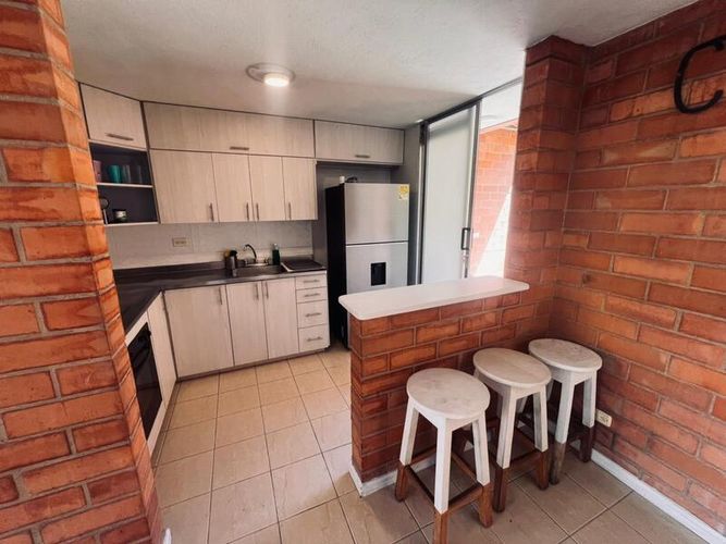 Casa de 4 alcobas en venta en Caqueta, La Estrella, 128 m² · foto 5 de 17