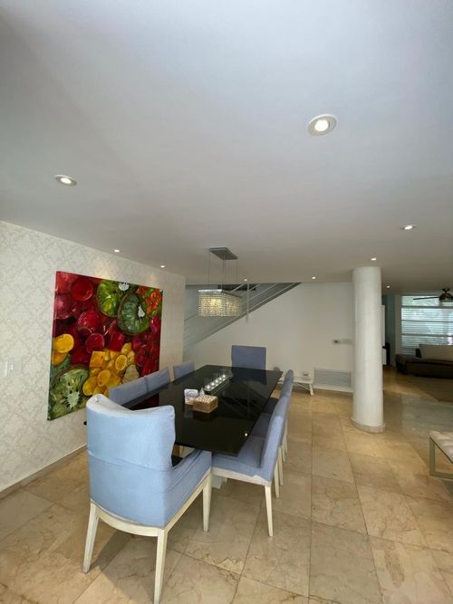 Casa de 4 alcobas en venta en Cr.La Castellana, Barranquilla, 296 m² · foto 3 de 16