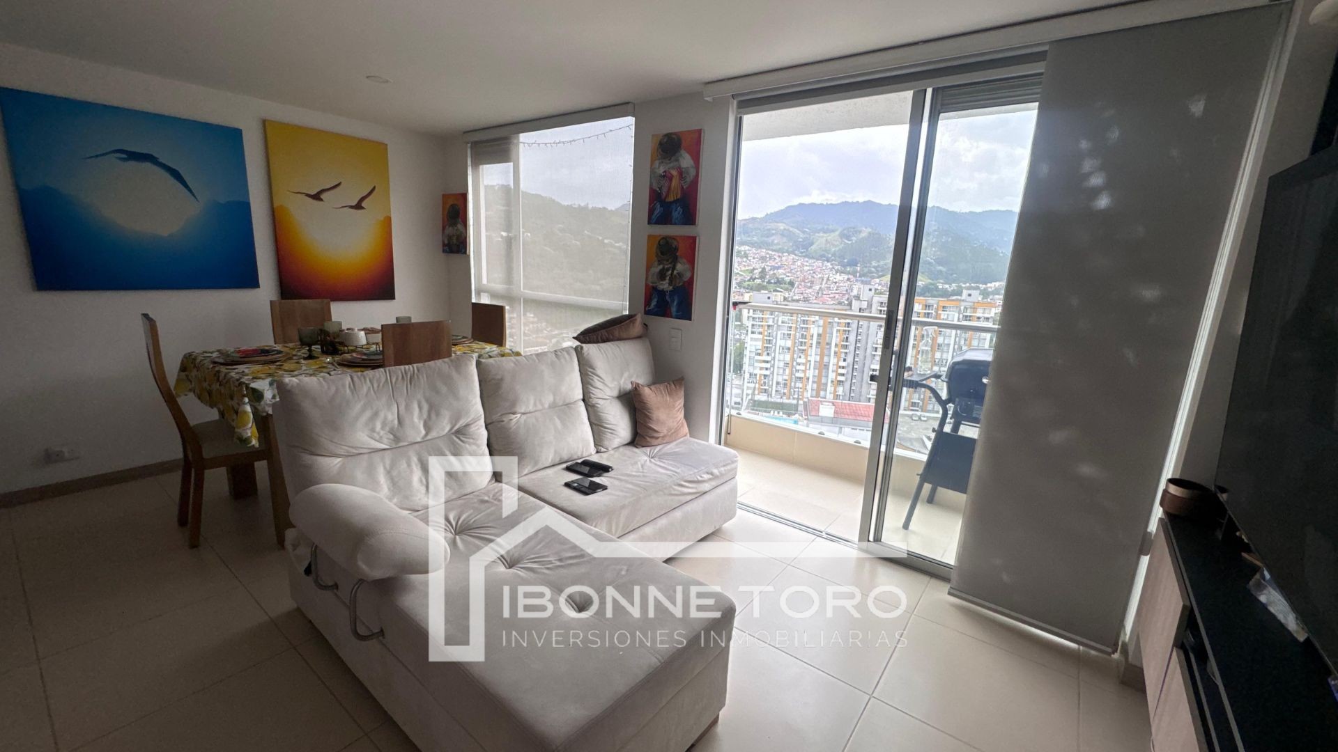 Apartamento en venta en Baja Suiza, Manizales · foto 2 de 11