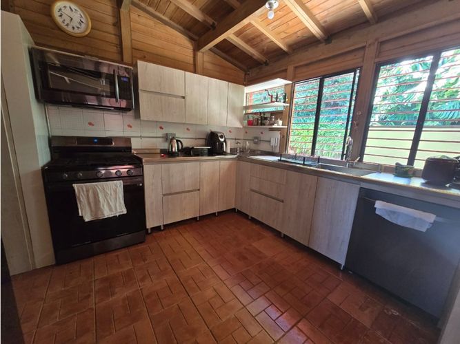 Finca en venta en Pontezuela, La Ceja, 209 m² · foto 5 de 24