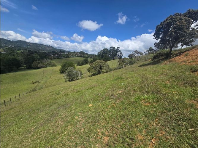Finca en venta en Pontezuela, La Ceja, 209 m² · foto 8 de 24