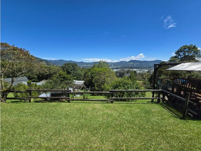 Finca en venta en Pontezuela, La Ceja, 209 m² · foto 13 de 24
