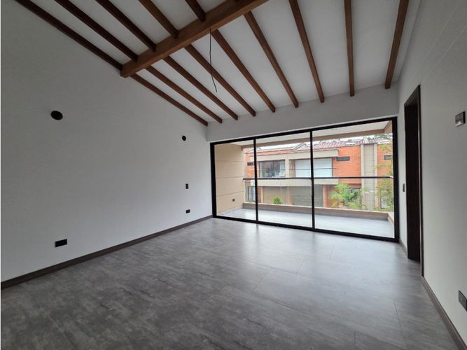 Casa de 4 alcobas en venta en El Porvenir, Rionegro, 162 m² · foto 4 de 11