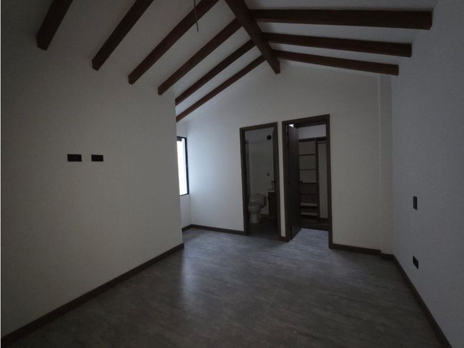 Casa de 4 alcobas en venta en El Porvenir, Rionegro, 162 m² · foto 6 de 11