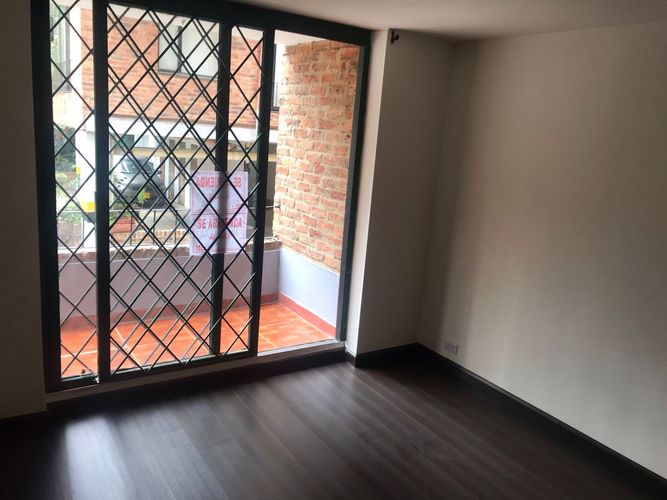 Apartaestudio en venta en Bella Suiza, Bogotá, 38 m² · foto 5 de 24