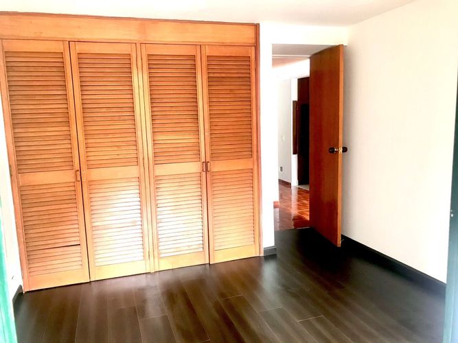 Apartaestudio en venta en Bella Suiza, Bogotá, 38 m² · foto 3 de 24