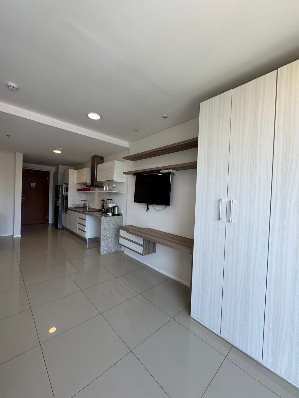 Apartamento Monoambiente Amoblado en Venta en Edificio START VILLAMORRA: ¡Inversión Estratégica y Oportunidad Única! — foto 3