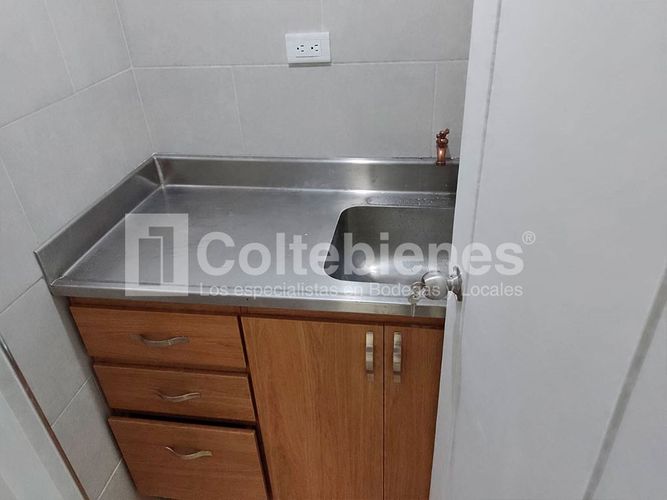 Oficina en venta en Estadio, Medellín, 46 m² · foto 5 de 9