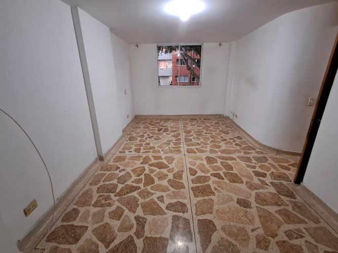 Apartamento de 3 alcobas en arriendo en Laureles, Medellín, 113 m² · foto 7 de 14
