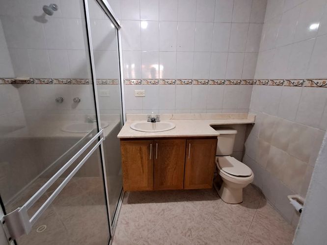 Apartamento de 3 alcobas en arriendo en Laureles, Medellín, 113 m² · foto 14 de 14