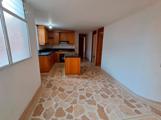 Apartamento de 3 alcobas en arriendo en Laureles, Medellín, 113 m² · foto 6 de 14