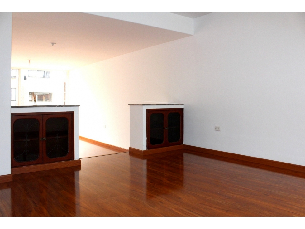 Apartamento en venta en Santa Barbara Central, Bogotá · foto 5 de 17