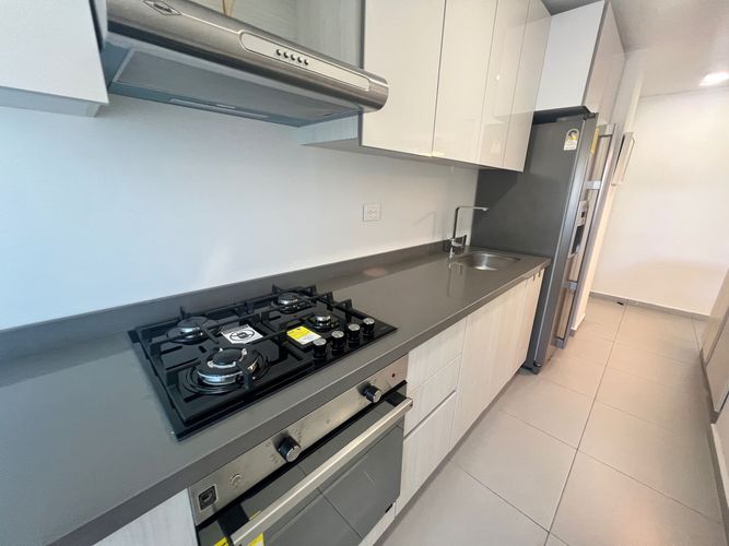 Apartamento de 3 alcobas en venta en Versalles, Floridablanca, 84 m² · foto 4 de 16