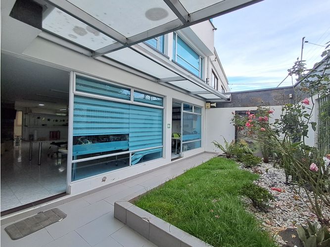Casa de 4 alcobas en venta en Los Andes, Bogotá, 750 m² · foto 4 de 24