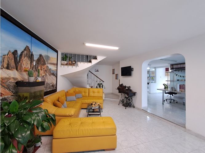 Casa de 4 alcobas en venta en Los Andes, Bogotá, 750 m² · foto 7 de 24