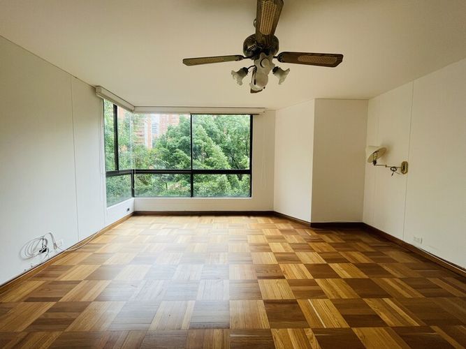 Apartamento de 4 alcobas en venta en La Florida, Medellín, 260 m² · foto 13 de 24