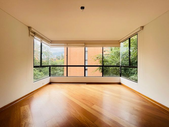 Apartamento de 4 alcobas en venta en La Florida, Medellín, 260 m² · foto 17 de 24