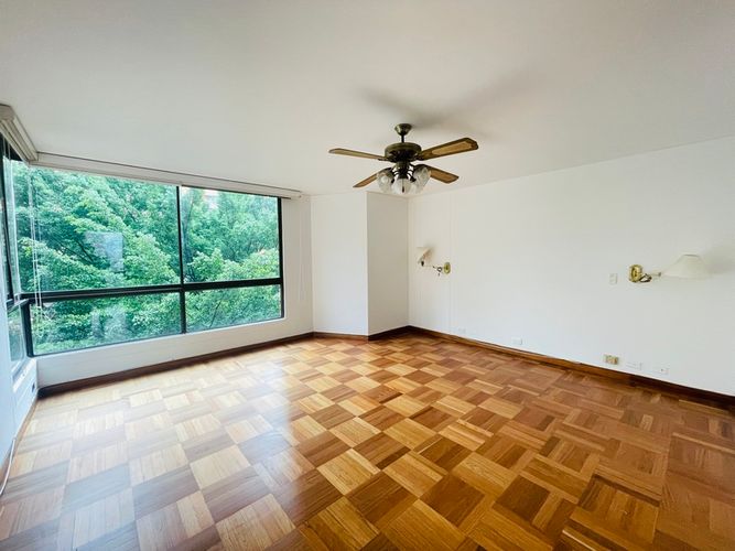 Apartamento de 4 alcobas en venta en La Florida, Medellín, 260 m² · foto 18 de 24