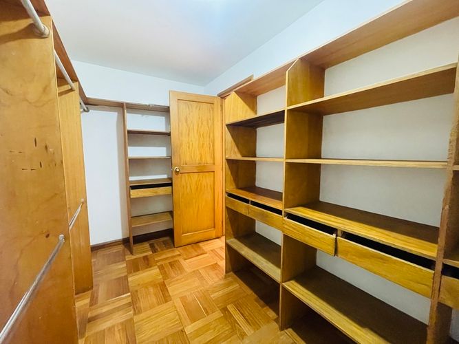 Apartamento de 4 alcobas en venta en La Florida, Medellín, 260 m² · foto 20 de 24