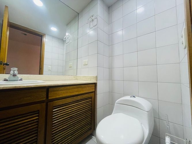 Apartamento de 4 alcobas en venta en La Florida, Medellín, 260 m² · foto 24 de 24