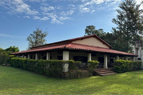 VENDO HERMOSA CASA QUINTA de 8000 m2 EN YPACARAÍ — foto 2