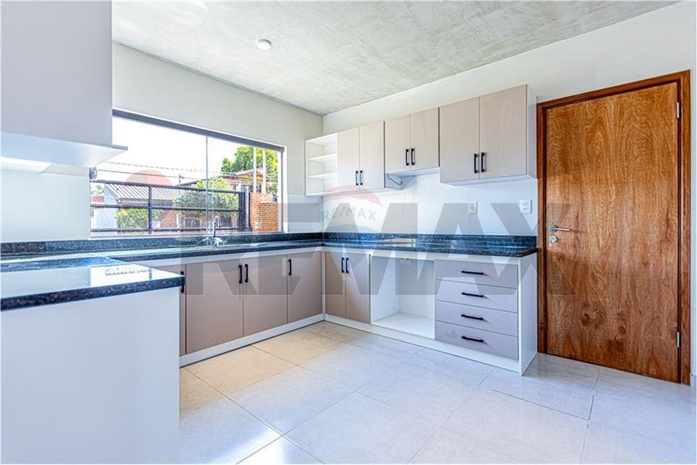 Casa en venta en Luque — foto 2