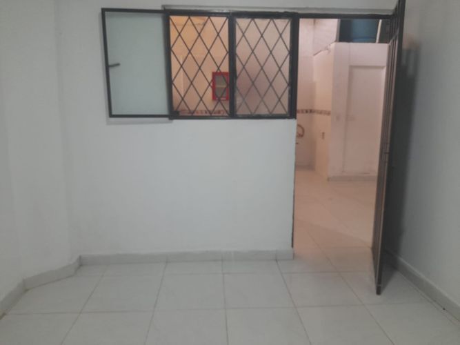 Casa de 7 alcobas en venta en Garcia Rovira, Bucaramanga, 172 m² · foto 11 de 24