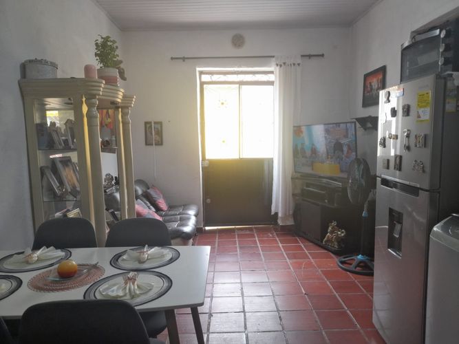 Casa de 7 alcobas en venta en Garcia Rovira, Bucaramanga, 172 m² · foto 24 de 24