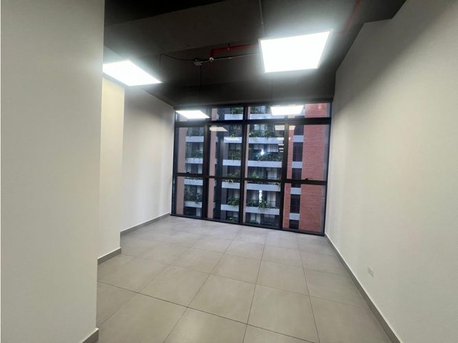 Oficina en venta en Las Palmas, Medellín, 35 m² · foto 3 de 7