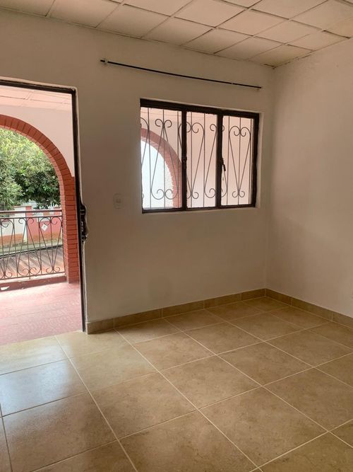 Apartamento de 3 alcobas en venta en Lagos Iii, Floridablanca, 95 m² · foto 3 de 18