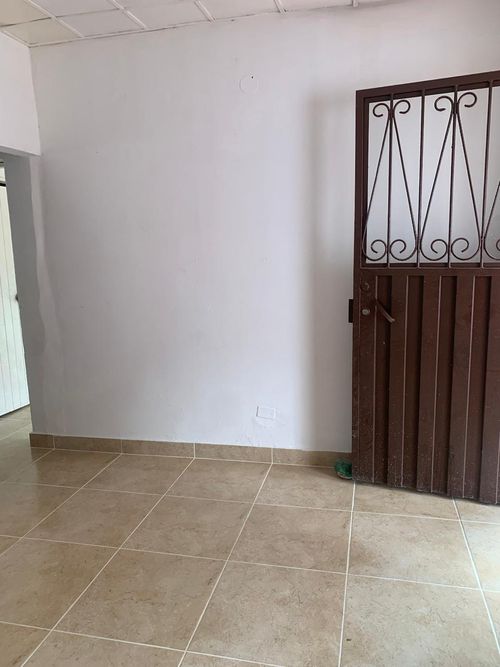 Apartamento de 3 alcobas en venta en Lagos Iii, Floridablanca, 95 m² · foto 4 de 18