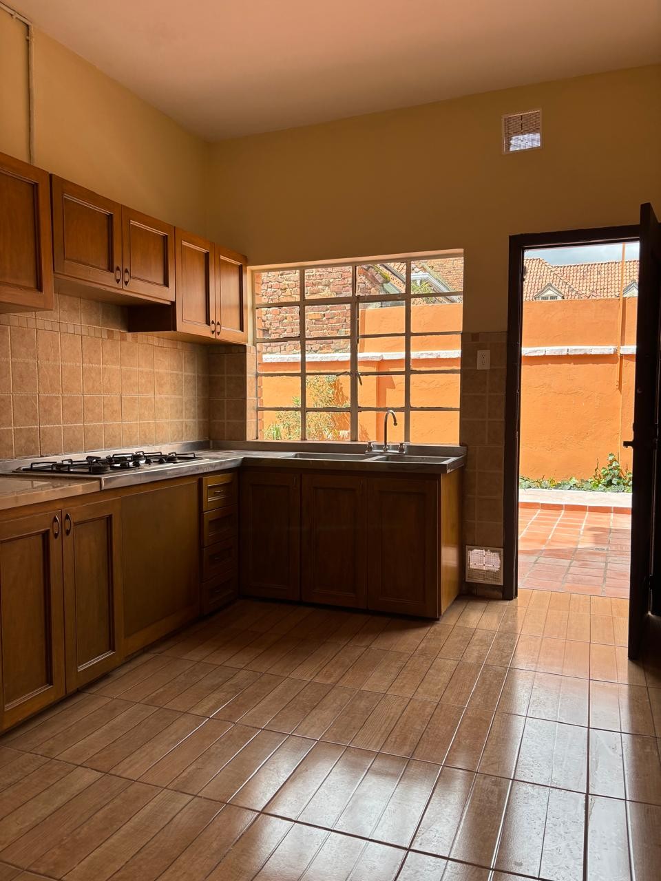 Casa en venta en Galerias, Bogotá · foto 7 de 24