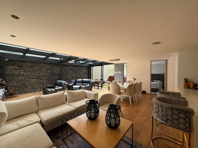 Casa de 5 alcobas en venta en Barro Blanco, Rionegro, 185 m² · foto 3 de 24