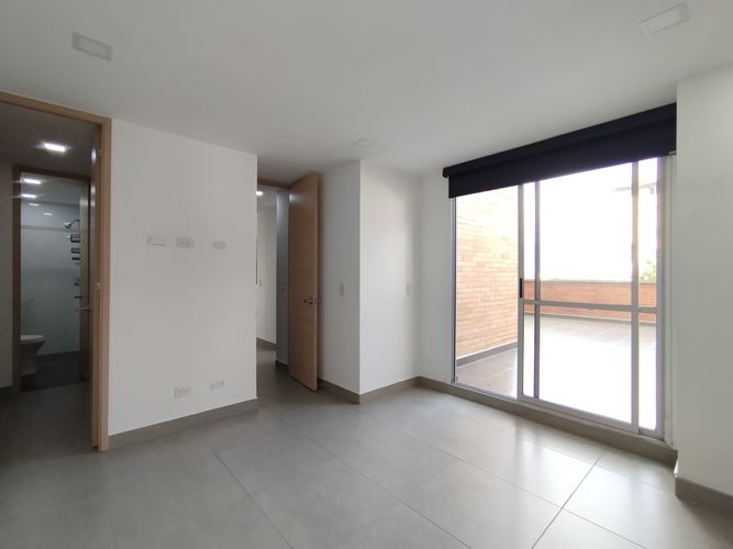 Apartamento de 2 alcobas en arriendo en Loma Del Esmeraldal, Envigado, 119 m² · foto 12 de 16
